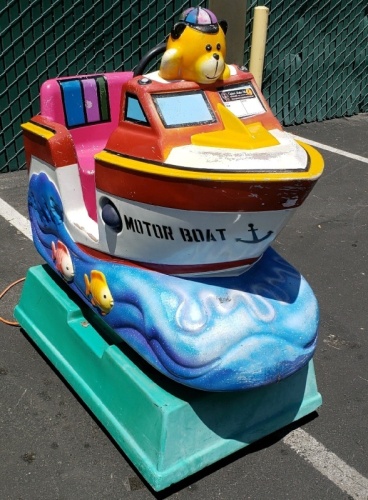 KIDDIE RIDE MINI MOTOR BOAT #1