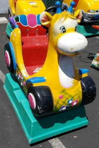 KIDDIE RIDE GIRAFFE MINI CAR RIDER