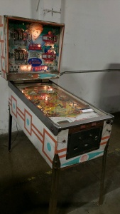 MERRY WIDOW CLASSIC PINBALL MACHINE WILLIAMS 1963