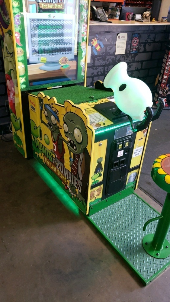 arcade friends VS-1P 乳白緑 Amazon.com: Doc and Pies Arcade Factory Classic Home Arcade