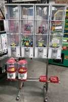 COMBO BULK CANDY CAPSULE VENDING RACK RHZ