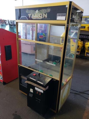 40 TALON PLUSH CLAW CRANE MACHINE