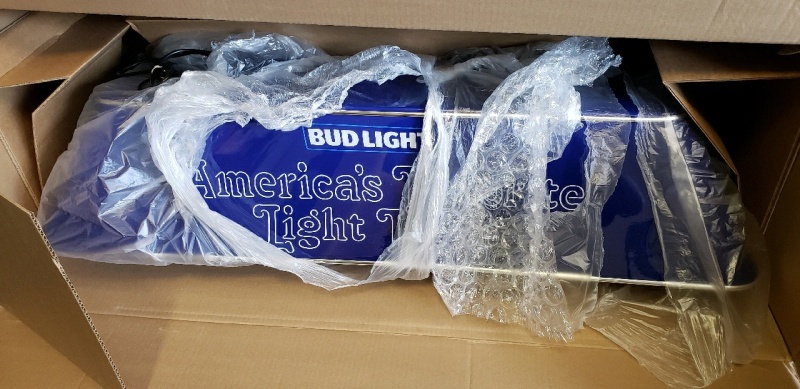 1 BOX LOT- BUD LIGHT OVER POOL TABLE LIGHT NEW IN BOX