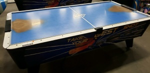 AIR HOCKEY DYNAMO BEST SHOT COIN OP TABLE #1