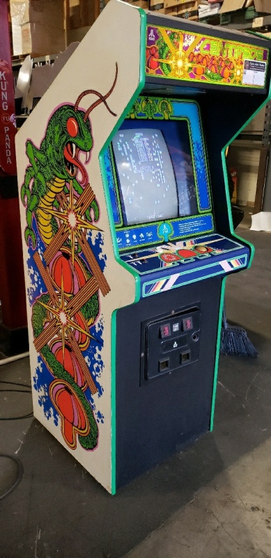 CENTIPEDE CLASSIC ATARI UPRIGHT ARCADE GAME