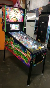 TEENAGE MUTANT NINJA TURTLES PRO PINBALL MACHINE BRAND NEW OUT OF BOX STERN