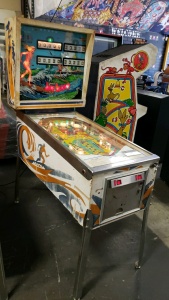 SURF CHAMP 4 PLAYER PINBALL MACHINE GOTTLIEB 1976