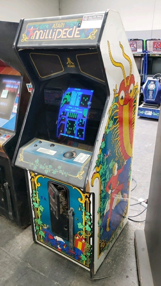 MILLIPEDE UPRIGHT CLASSIC ARCADE GAME ATARI