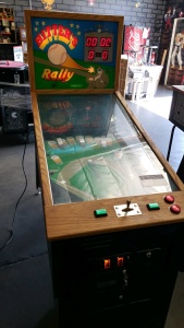 HITTER'S RALLY BASEBALL PITCH AND BAT ARCADE GAME