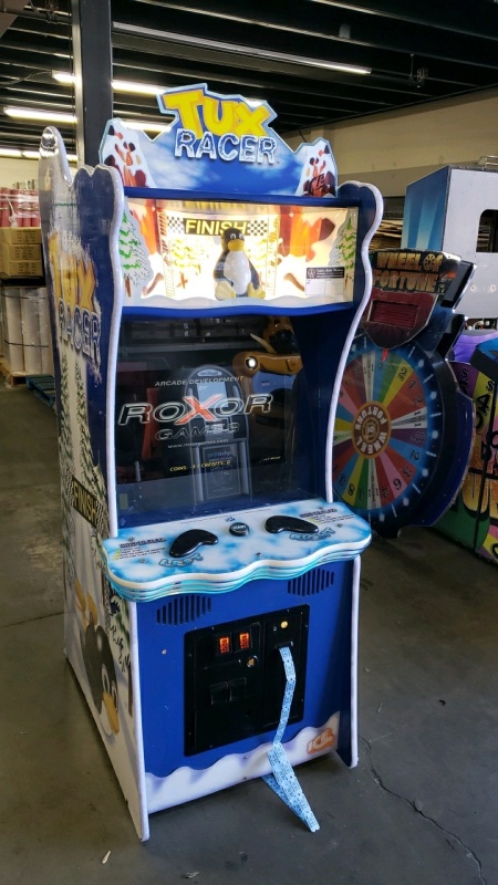 TUX RACER VIDEO TICKET REDEMPTION GAME ICE