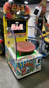TABLE FLIPPING JAPANESE ARCADE GAME TAITO