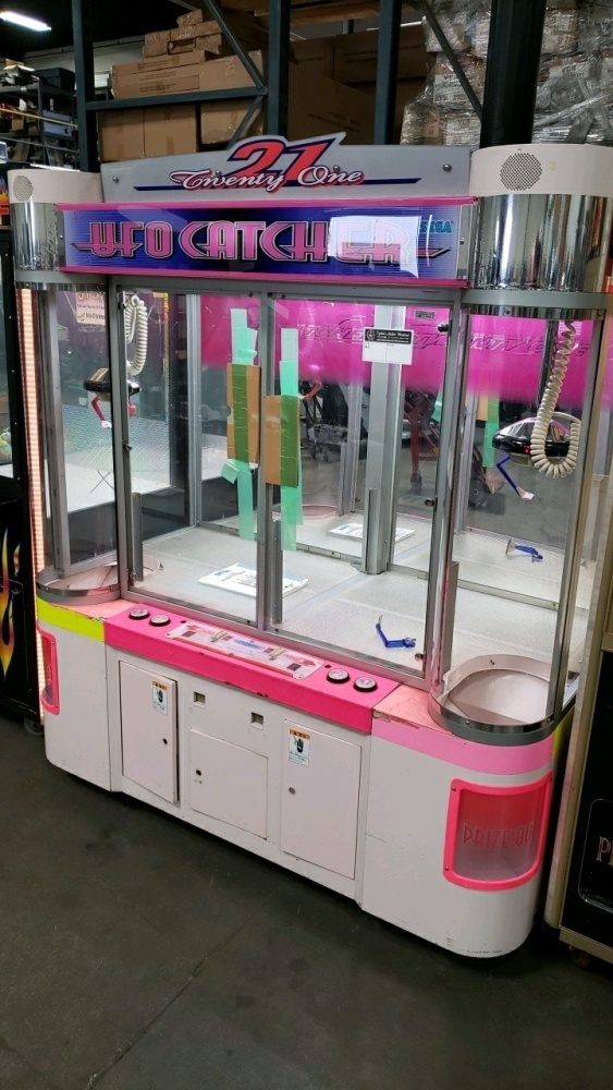 ※ゆう ※ SEGASONICクレーンゲーム ピンク/ホワイト 60 UFO CATCHER 21 MERCHANDISER CLAW CRANE MACHINE SEGA