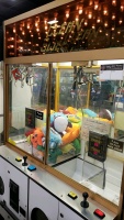 SMART CLEAN SWEEP ANTIQUE PLUSH CLAW CRANE MACHINE - 2