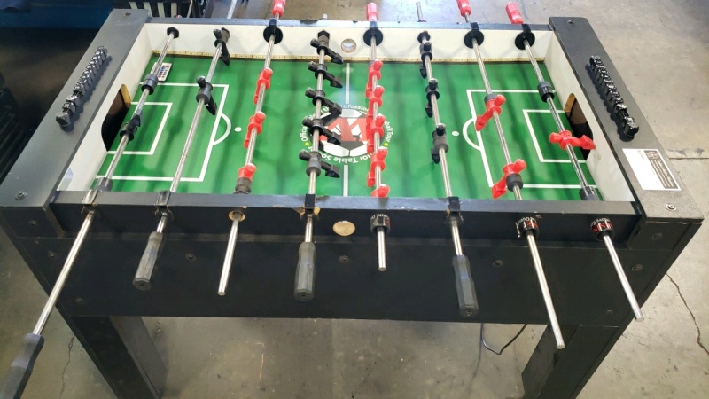 FOOSBALL TABLE WARRIOR NON COIN OP CARROM