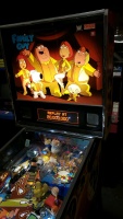 FAMILY GUY PINBALL MACHINE STERN - 10