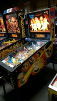 FAMILY GUY PINBALL MACHINE STERN - 11