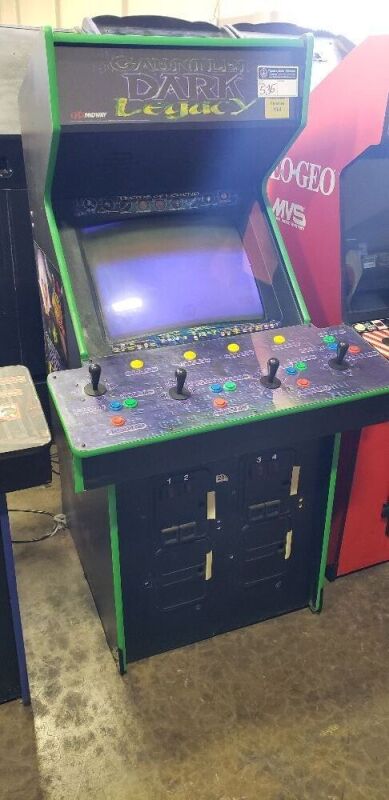 GAUNTLET DARK LEGACY 4 PLAYER ARCADE GAME