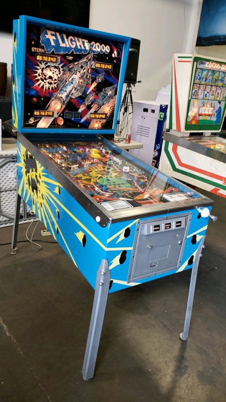 FLIGHT 2000 CLASSIC PINBALL MACHINE STERN 1980