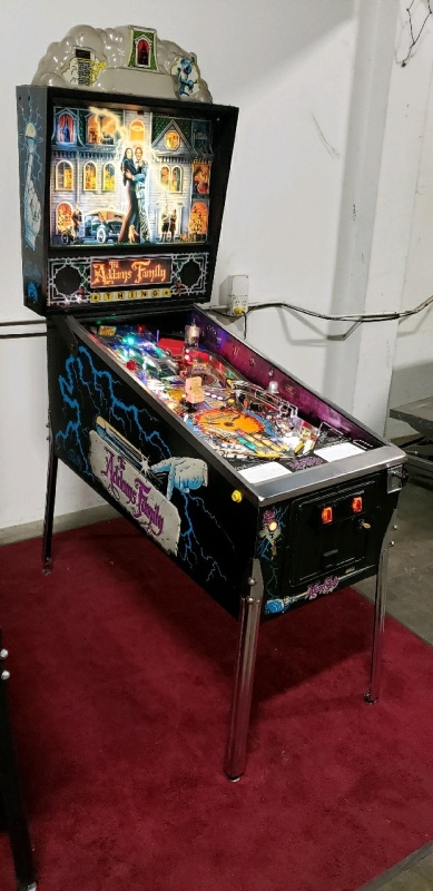 THE ADDAMS FAMILY PINBALL MACHINE CLASSIC BALLY