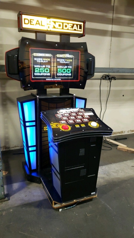 DEAL OR NO DEAL UPRIGHT ARCADE GAME ICE