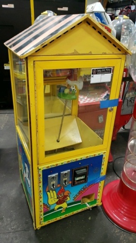 ALL AMERICAN CHICKEN EGG VENDING MACHINE