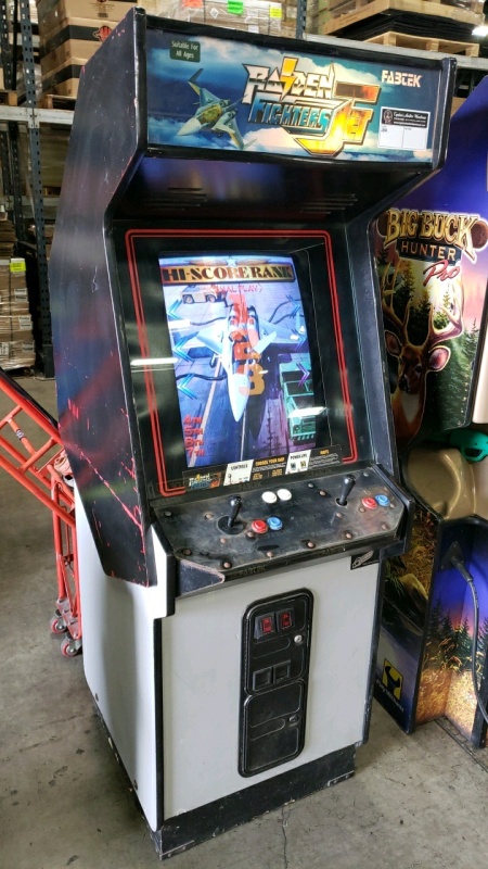 RAIDEN JET FIGHTERS VERTICAL ACTION SHOOTER ARCADE GAME