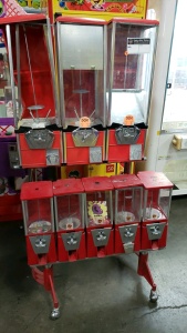 COMBO BULK VENDING CANDY CAPSULE RACK #7