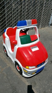 KIDDIE RIDE AMBULANCE RIDER