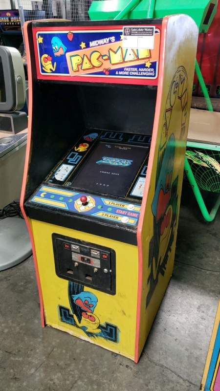 MULTICADE UPRIGHT CLASSICS ARCADE GAME IN PAC-MAN CAB