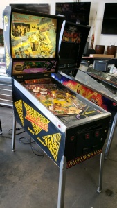 SPRING BREAK PINBALL MACHINE GOTTLIEB