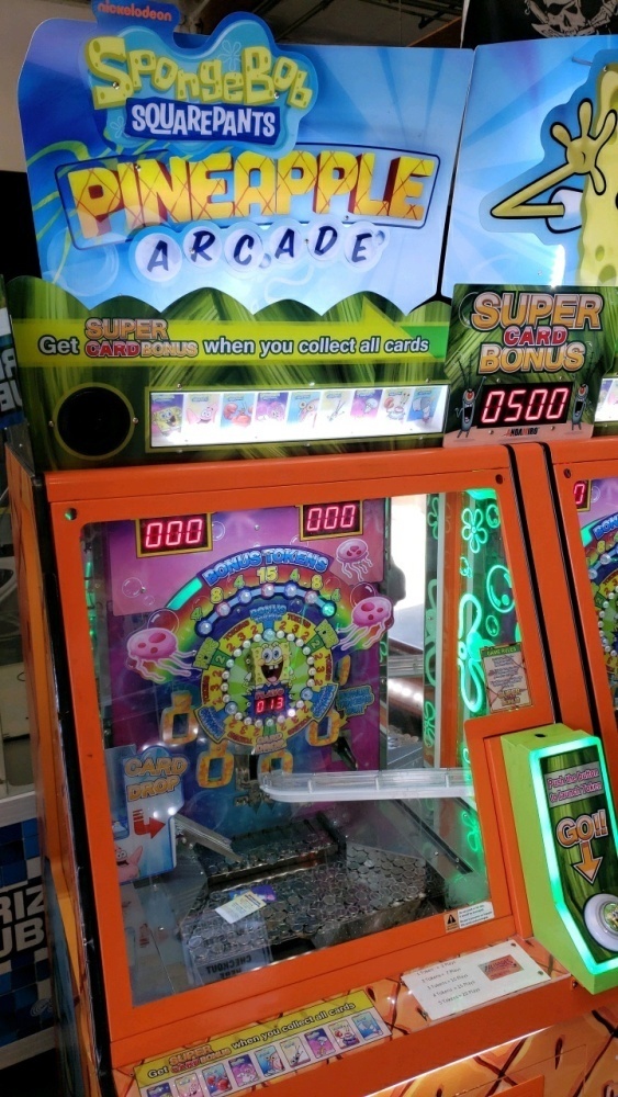 SPONGEBOB PINEAPPLE ARCADE REDEMPTION PUSHER ARCADE GAME