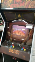 TWO CRUDE UPRIGHT FIGHTING ACTION ARCADE GAME - 3