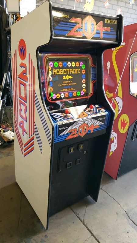 ROBOTRON 2084 UPRIGHT ARCADE GAME BRAND NEW BUILT ARCADE W/ LCD MONITOR