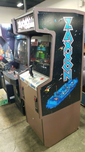 ZAXXON CLASSIC UPRIGHT ARCADE GAME SEGA