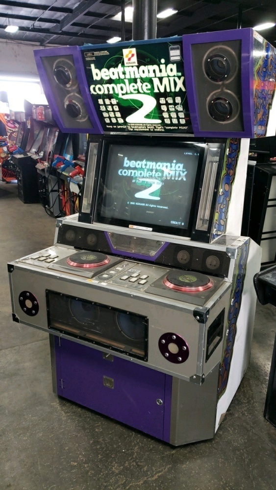 BEATMANIA COMPLETE MIX KONAMI MUSIC ARCADE GAME