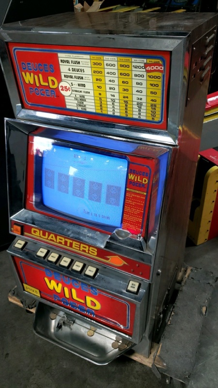 wild deuce antique slot machine
