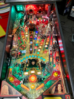 LORD OF THE RINGS PINBALL MACHINE STERN - 21