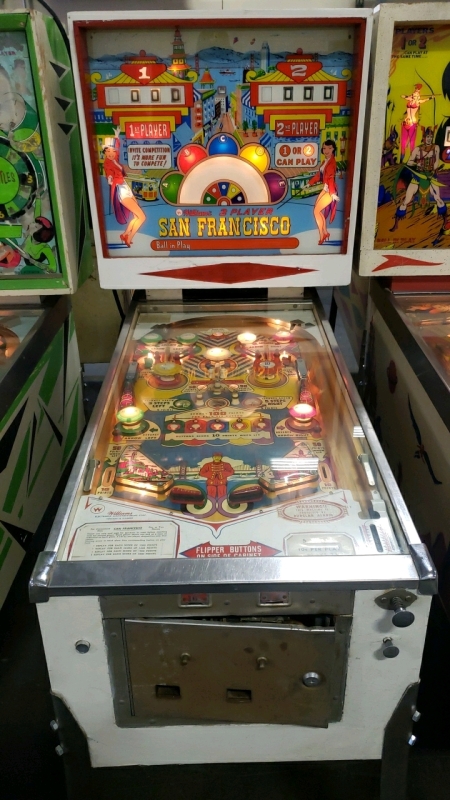 SAN FRANCISCO CLASSIC PINBALL MACHINE WILLIAMS 1964