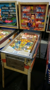 DODGE CITY PINBALL MACHINE GOTTLIEB 1965