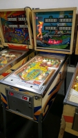 SURF CHAMP PINBALL MACHINE GOTTLIEB 1976 - 2