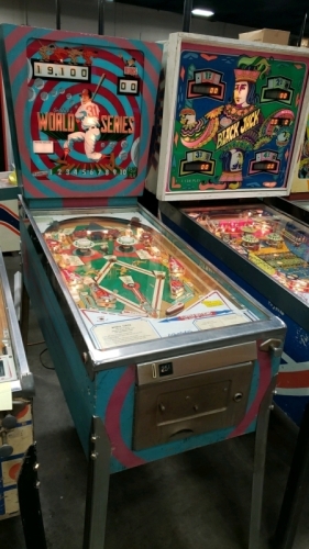 WORLD SERIES WEDGE HEAD PINBALL MACHINE GOTTLIEB 1972