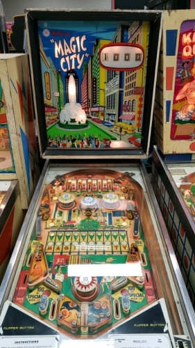 MAGIC CITY PINBALL MACHINE WILLIAMS 1967